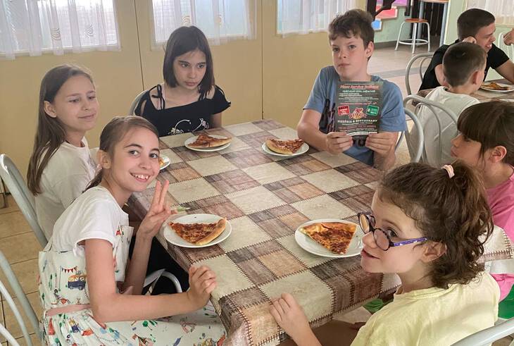 Pizzzs Tltos Pizzria jvoltbl 